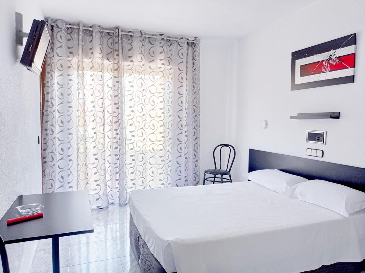 קויאדו-ויאלבה Hostal Lady Ana Maria מראה חיצוני תמונה