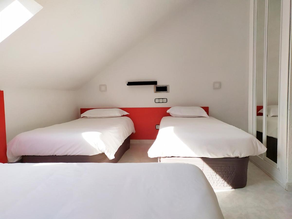 קויאדו-ויאלבה Hostal Lady Ana Maria מראה חיצוני תמונה