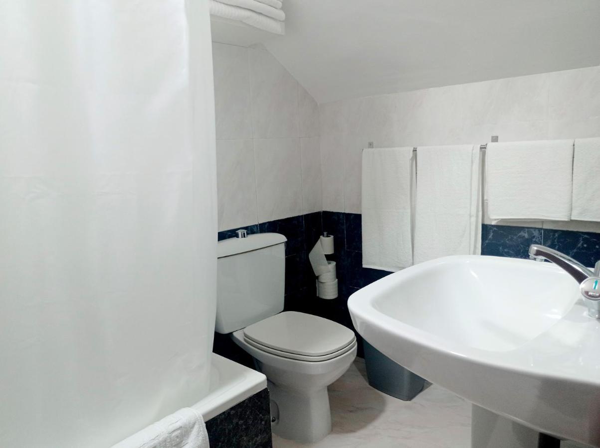 קויאדו-ויאלבה Hostal Lady Ana Maria חדר תמונה